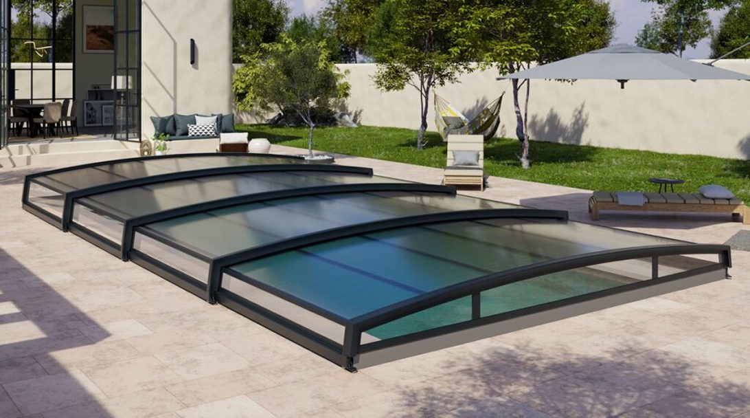 La Piscine Angevine Installation De Piscine A Angers Des Abris Pour Tous Les Gouts